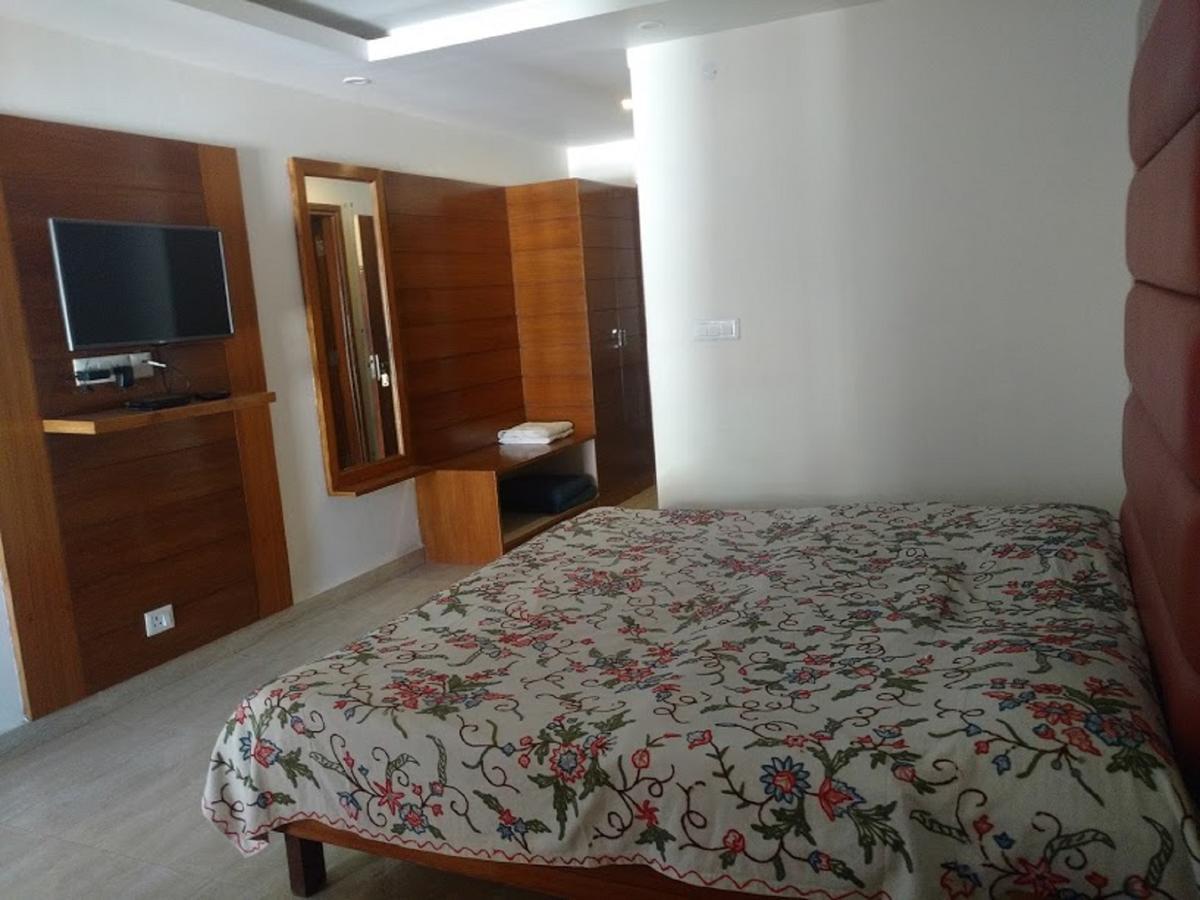 Clarks Hotell Mussoorie Eksteriør bilde